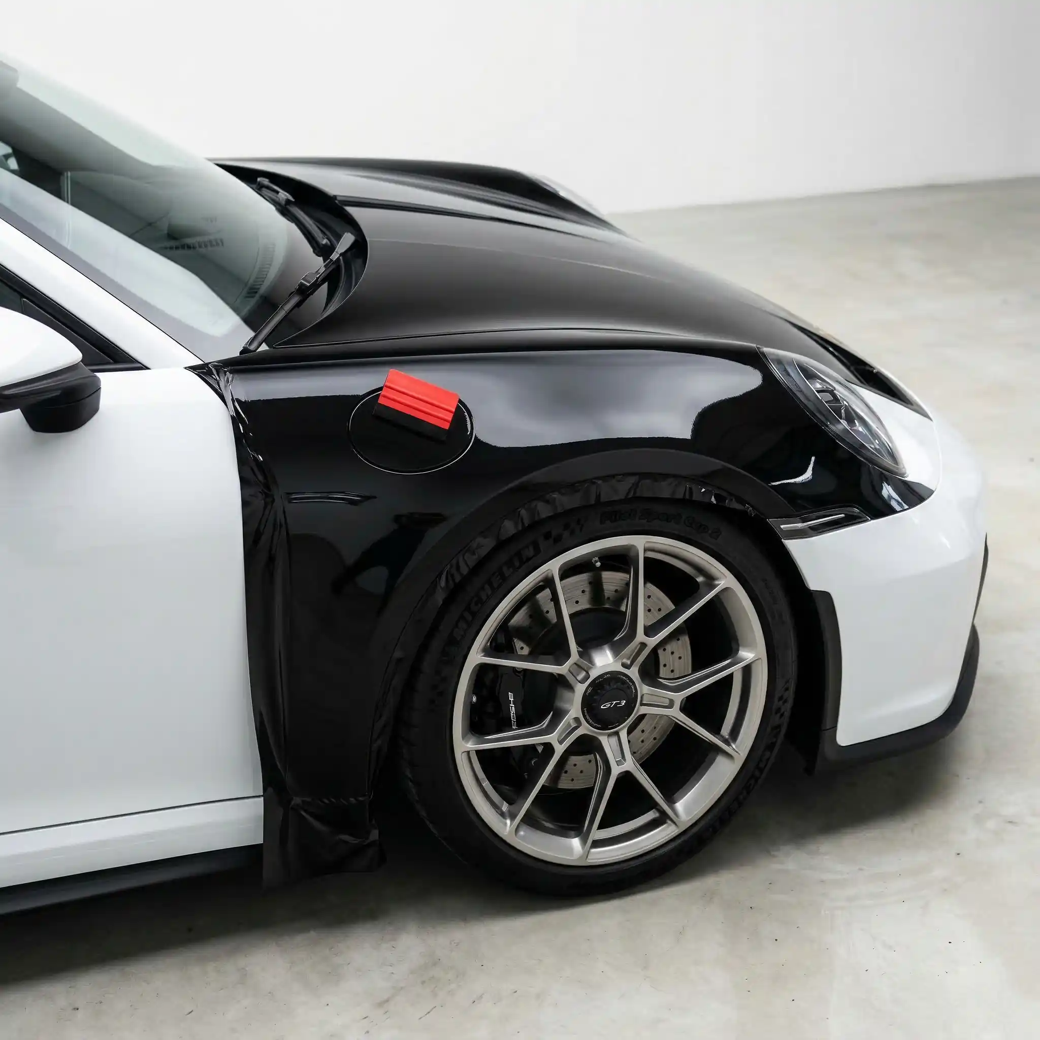 Autofarbfolien 970 Schwarz Glanz 2.webp?ts=1773139137